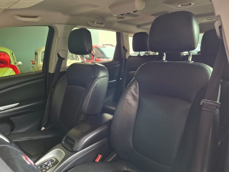 WhatsApp Image 2026-02-11 at 15.45